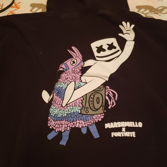 🎶 Marshmello x Fortnite Hoodie 🎮 - Picture 6 of 6